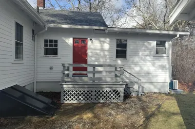 3202 CRanbeRRy Hwy #R 1