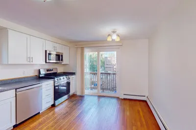 115 L St #1 1