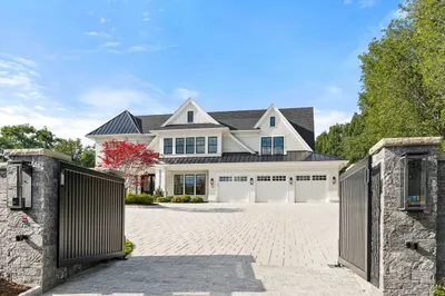 15 Vinson Circle 1