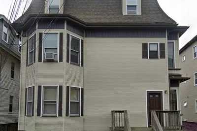 138 Deane St 1