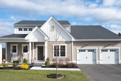 138 Mantell Rd