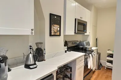 23 Garrison Rd #2F