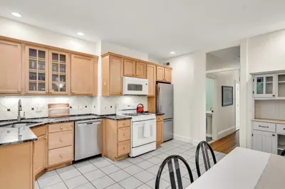 124 Chestnut St #1 1
