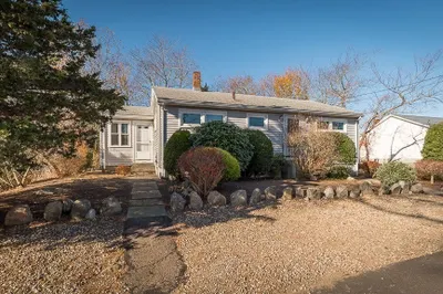 10 Blueberry Lane 1
