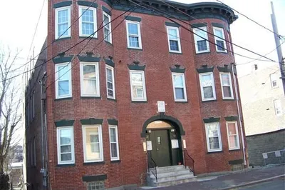 64 Hawthorne Street #2