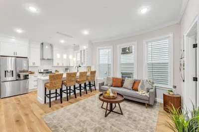 13 Monmouth St #3