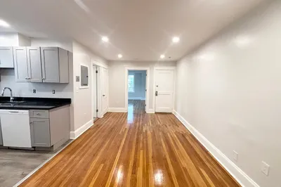 36 Spring Street #8