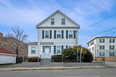 44 Wallis St #1 1
