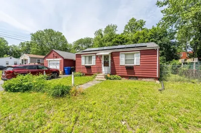 82 Redfern Drive