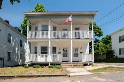 15-17 Belmont St #17 1