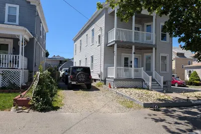 56 Carlton St 1