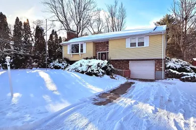 74 Locust Ave #1 1