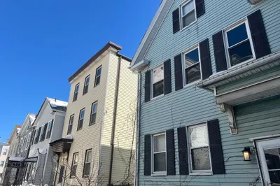 10 Glover Ct