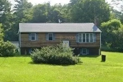 16 Popes Point Rd