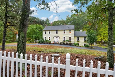 122 Prides Crossing Rd 1