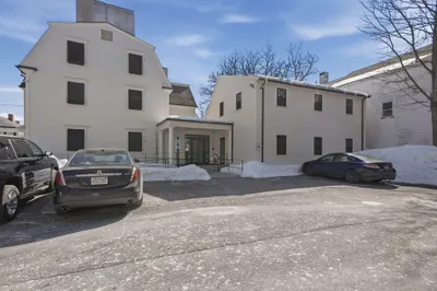 28r Green Street 1