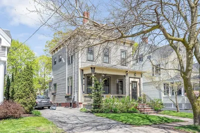 104 Cottage St 1