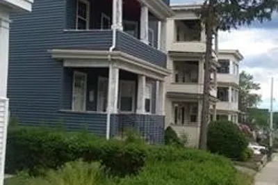 702 Adams Street #3