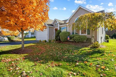 23 Samantha Ln #10 1