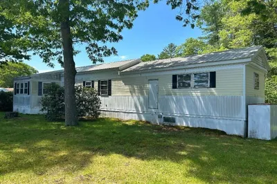36 Sycamore Dr