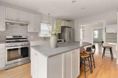 12 Chilton St #1 1