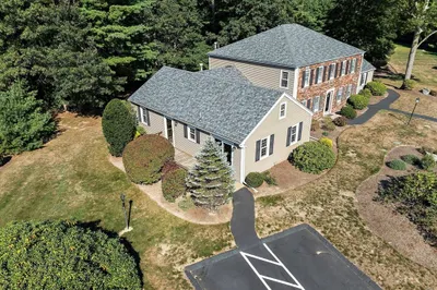 25 Reservoir Rd #C1 1