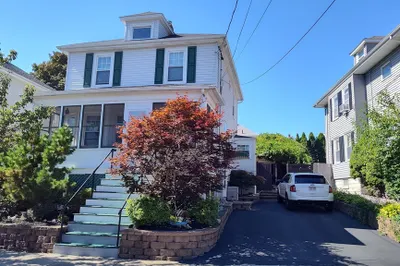 42 Freeman Ave 1