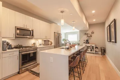 488 Dorchester Ave #3I 1
