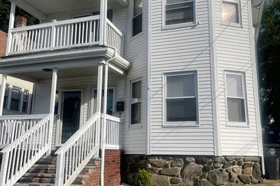 10-12 Lockwood St #1 1