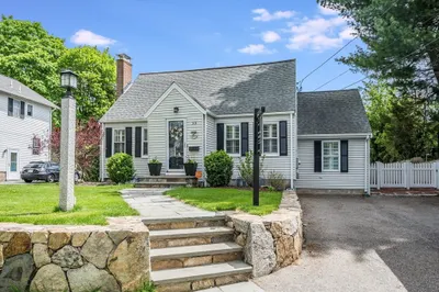 33 Sexton Ave