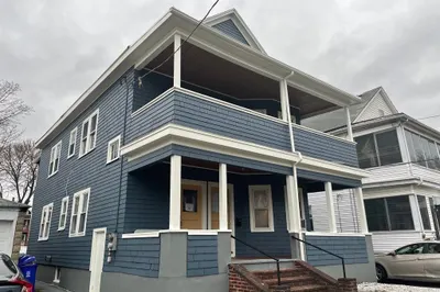 153-155 Oakland Street #155