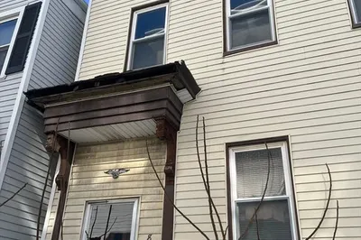 8 Glover Ct 1