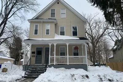 10 Bryant St #1 1