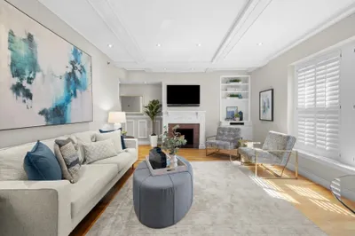 10 Charlesgate E #502 1
