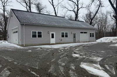 8 Easthampton Road #Rear