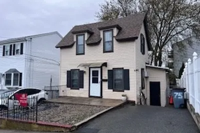 75 Summer St 1