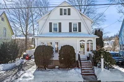 36 Brewster Rd 1