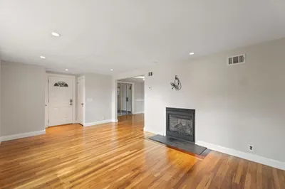 42 Elinor Road 1