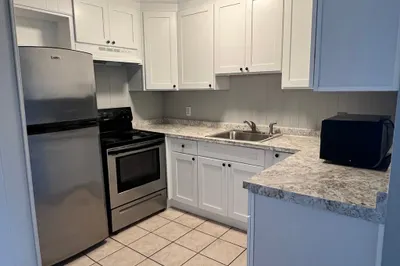 452 Main Street #8