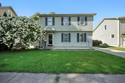 56 Clayton St 1