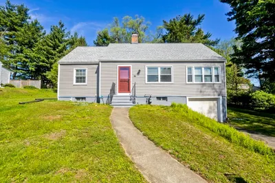 94 Porter Rd