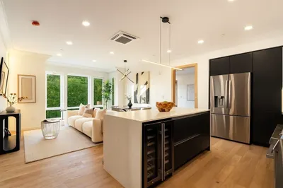 388 Washington Street #305
