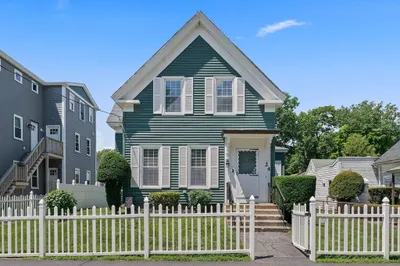 24 Broad St
