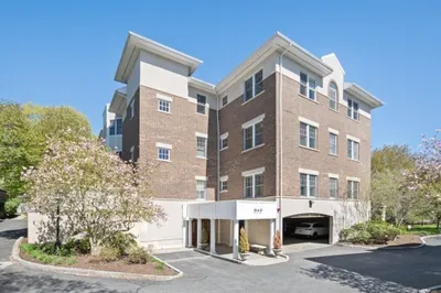 640 Hammond Street #301 1