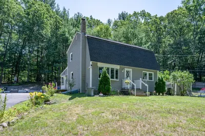 43 Frost Rd 1