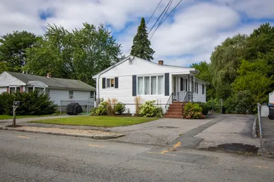 244 Mokema Ave