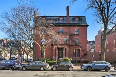 164 Marlborough St