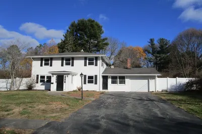23 Sherwood Ave 1
