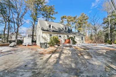 51r Buzzards Bay Dr 1