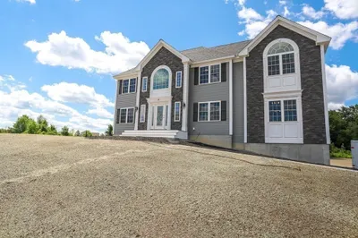 7 White Pine Dr 1